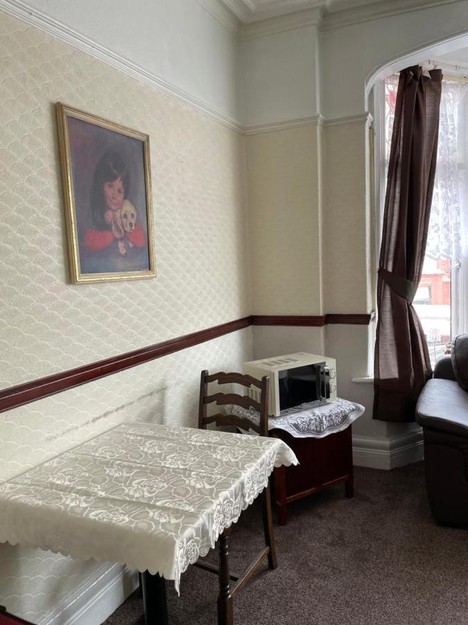 The Jewel Of The Sea Bed & Breakfast Blackpool Dış mekan fotoğraf
